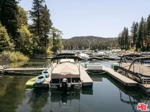 View/Area - 27721 Peninsula Dr #228, Lake Arrowhead, CA 92352 photo 1 of 2