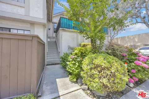 Exterior - 9066 Candlestick Ln #5, Cypress, CA 90630 photo 1 of 6