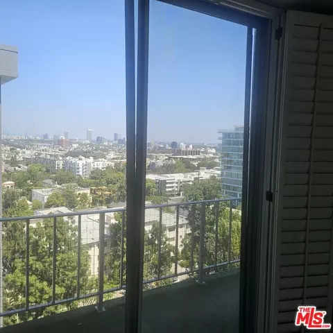 100 S Doheny Dr #1009, Los Angeles, CA 90048