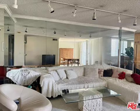 100 S Doheny Dr #1009, Los Angeles, CA 90048