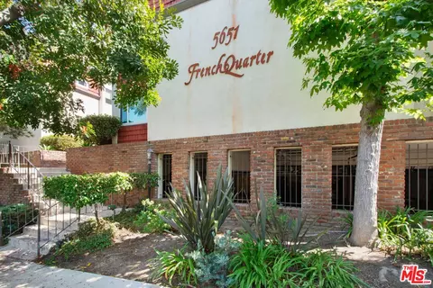 5651 Sumner Way #209, Culver City, CA 90230
