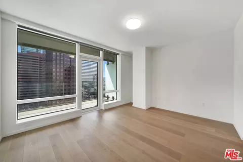 877 Francisco St #623, Los Angeles, CA 90017
