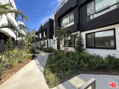 3832 N Emery Way, Los Angeles, CA 90065