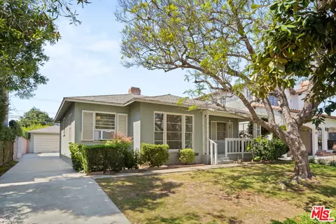 7827 Agnew Ave, Los Angeles, CA 90045