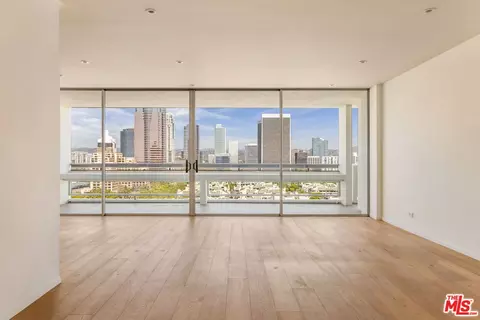 2222 Avenue Of The Stars, Los Angeles, CA 90067