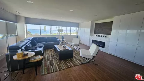 2999 E Ocean Blvd #210, Long Beach, CA 90803