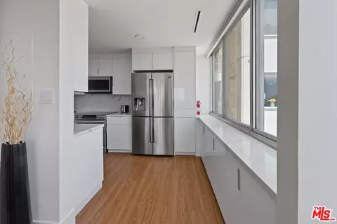 Kitchen - 2999 E Ocean Blvd #210, Long Beach, CA 90803 photo 1 of 2