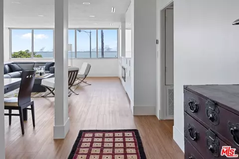 Entry Way - 2999 E Ocean Blvd #210, Long Beach, CA 90803 photo 1 of 3