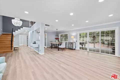 4635 Esparto St, Woodland Hills, CA 91364