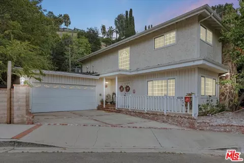 4635 Esparto St, Woodland Hills, CA 91364
