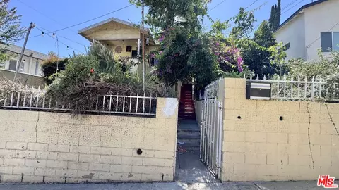 1065 N Gage Ave, Los Angeles, CA 90063