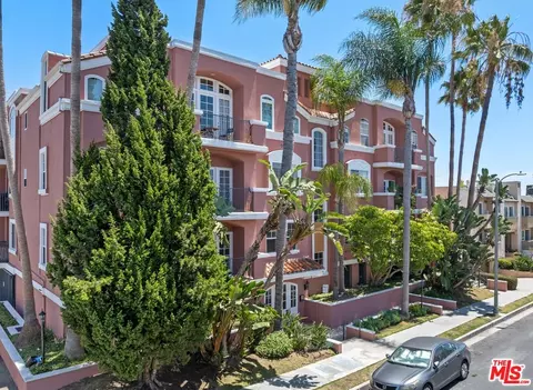 1522 S Saltair Ave #304, Los Angeles, CA 90025