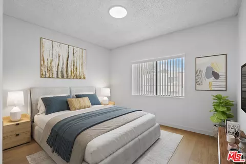 424 S Westmoreland Ave #210, Los Angeles, CA 90020