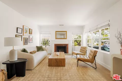 6332 W 84th Pl, Los Angeles, CA 90045