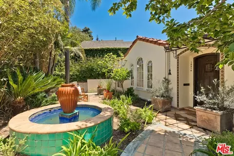 10514 Kinnard Ave, Los Angeles, CA 90024