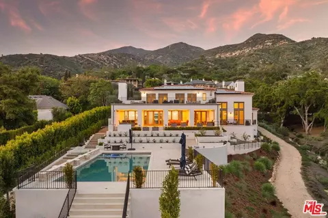 1465 E Mountain Dr, Santa Barbara, CA 93108