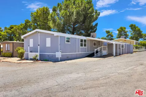 10200 Johnson Rd #40, Phelan, CA 92371