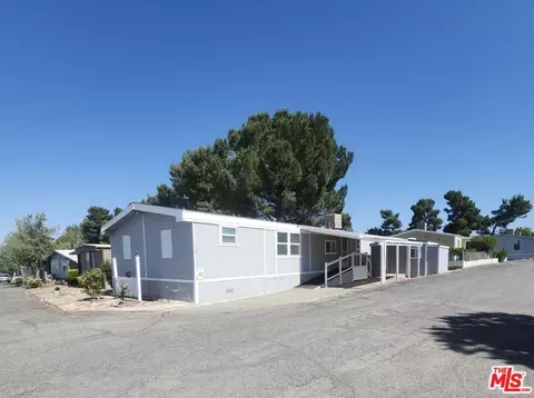10200 Johnson Rd #40, Phelan, CA 92371