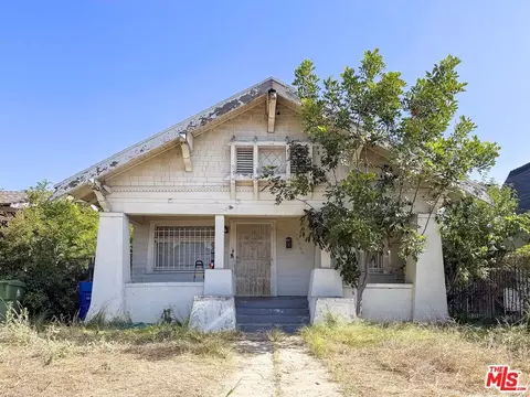 2380 W 30th St, Los Angeles, CA 90018