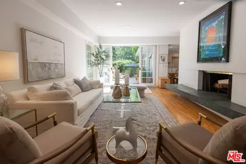 1833 Courtney Ave, Los Angeles, CA 90046