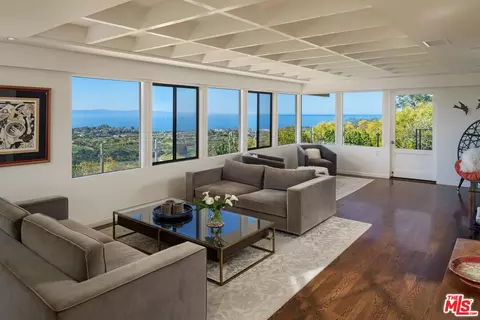 Living - 7401 Shepard Mesa Rd, Carpinteria, CA 93013 photo 1 of 1