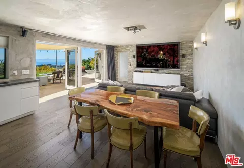 Dining - 7401 Shepard Mesa Rd, Carpinteria, CA 93013 photo 2 of 2
