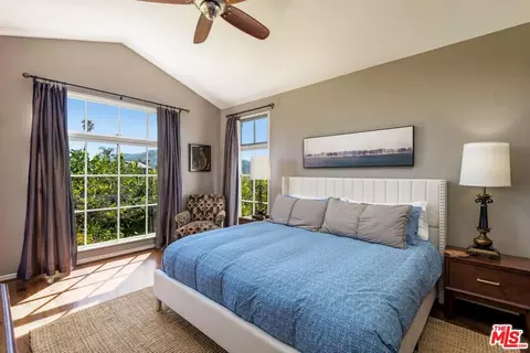 Bedroom - 7401 Shepard Mesa Rd, Carpinteria, CA 93013 photo 2 of 5