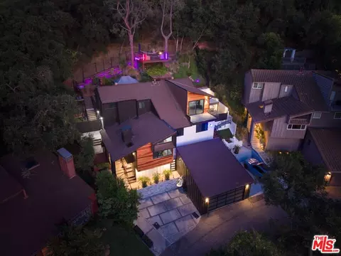 4118 Oak Hollow Rd, Calabasas, CA 91302