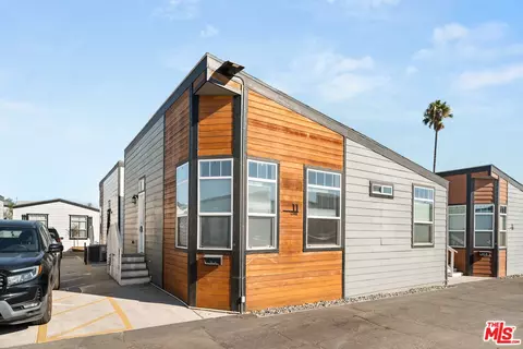 8250 Lankershim Blvd #92, North Hollywood, CA 91605