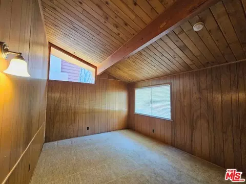845 Moreno Ln, Sugarloaf, CA 92386 photo 13