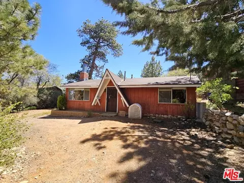 845 Moreno Ln, Sugarloaf, CA 92386 photo 12
