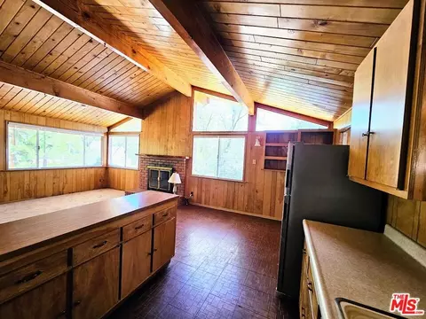 845 Moreno Ln, Sugarloaf, CA 92386 photo 25