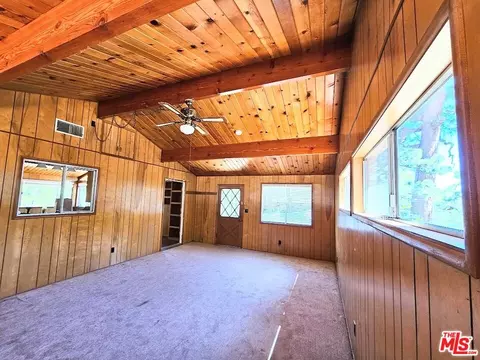 845 Moreno Ln, Sugarloaf, CA 92386 photo 8