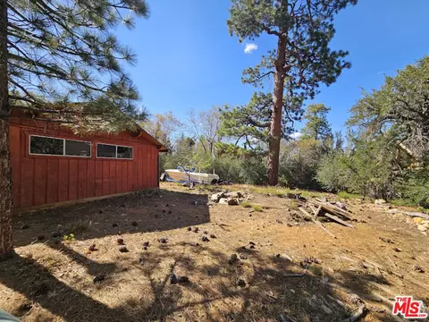 845 Moreno Ln, Sugarloaf, CA 92386 photo 24