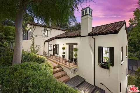 5826 Tuxedo Ter, Los Angeles, CA 90068
