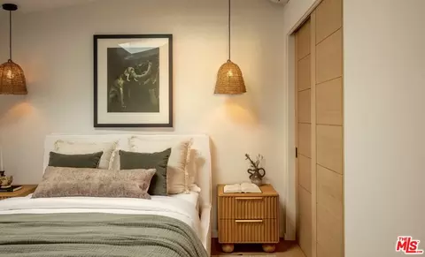 Bedroom - 31376 Broad Beach Rd, Malibu, CA 90265 photo 1 of 4