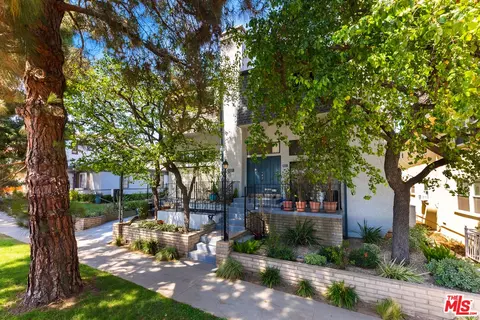 1013 16th St #104, Santa Monica, CA 90403