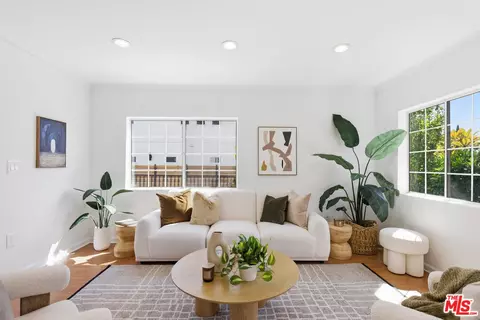 640 Parkman Ave, Los Angeles, CA 90026