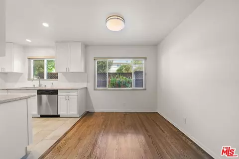 1517 Harvard St #3, Santa Monica, CA 90404