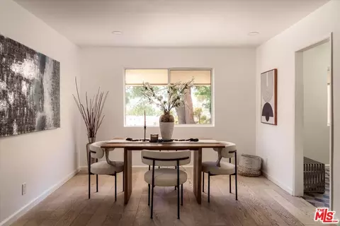 Dining - 9761 Via Pavia, Burbank, CA 91504 photo 2 of 2