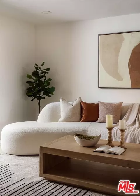 Other - 9761 Via Pavia, Burbank, CA 91504 photo 3 of 8