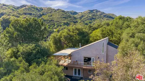1310 N Topanga Canyon Blvd, Topanga, CA 90290