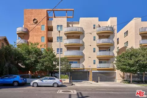 2321 W 10th St #102, Los Angeles, CA 90006