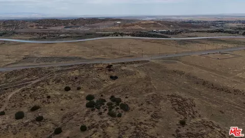 Undisclosed, Palmdale, CA 93551 photo 5
