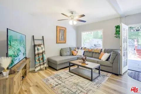 874 Fern Dr, Crestline, CA 92325
