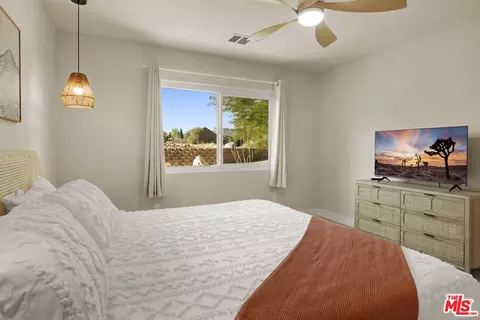 Bedroom - 7845 Elwood St, Joshua Tree, CA 92252 photo 8 of 13