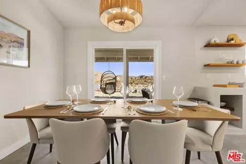 Dining - 7845 Elwood St, Joshua Tree, CA 92252 photo 2 of 4