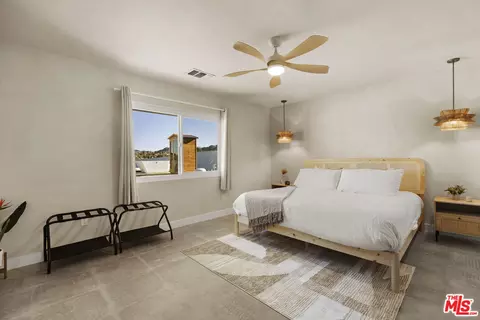 Bedroom - 7845 Elwood St, Joshua Tree, CA 92252 photo 2 of 13