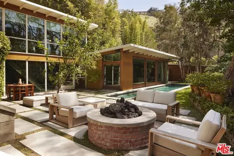 1657 Marmont Ave, West Hollywood, CA 90069