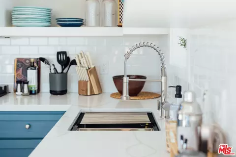 Kitchen - 674 Gerber Ave, Landers, CA 92285 photo 13 of 15
